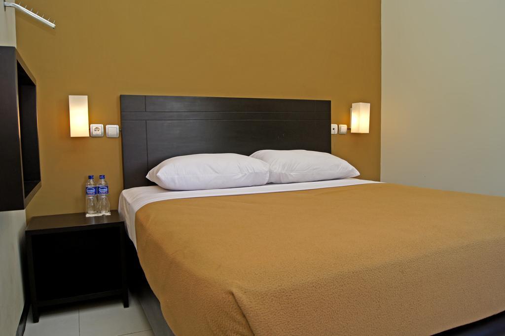 The Winner Premier Hotel Pemalang Δωμάτιο φωτογραφία