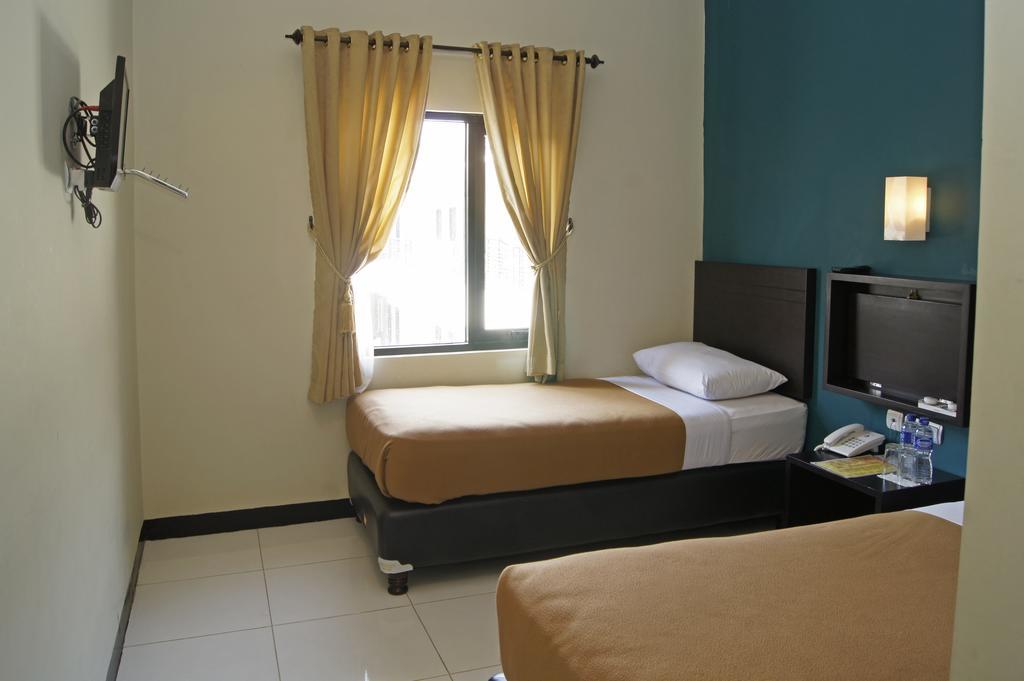 The Winner Premier Hotel Pemalang Δωμάτιο φωτογραφία