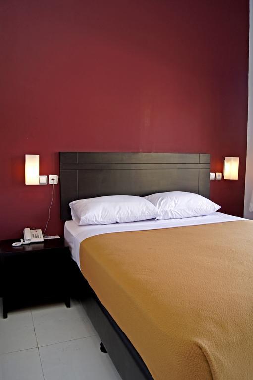 The Winner Premier Hotel Pemalang Δωμάτιο φωτογραφία