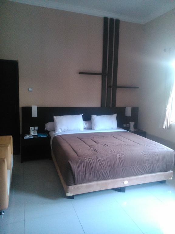 The Winner Premier Hotel Pemalang Εξωτερικό φωτογραφία