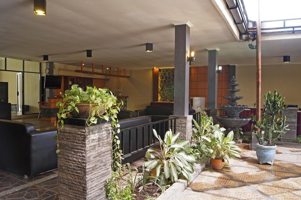 The Winner Premier Hotel Pemalang Εξωτερικό φωτογραφία