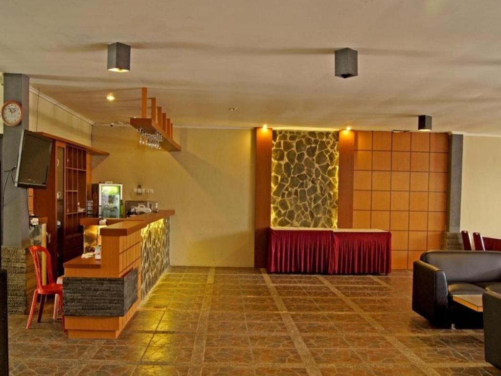 The Winner Premier Hotel Pemalang Εξωτερικό φωτογραφία